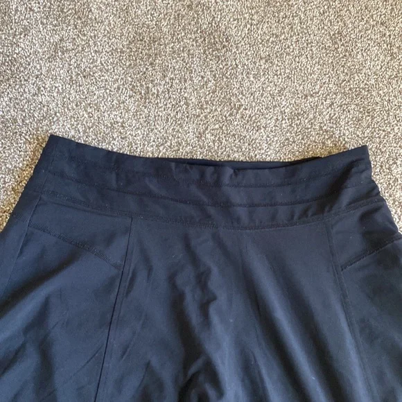 Black Athleta All Day Skort size 8 - Picture 2 of 7